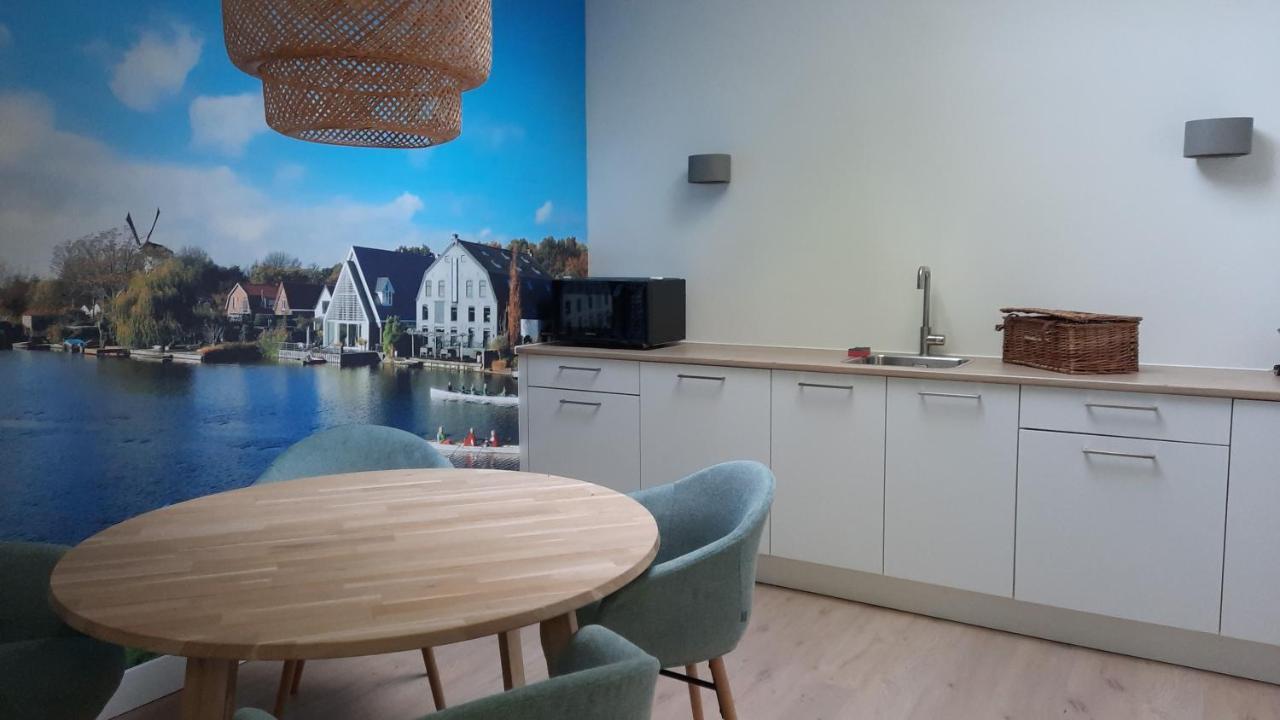 Blrk 285 Bed & Breakfast รอตเตอร์ดัม ภายนอก รูปภาพ